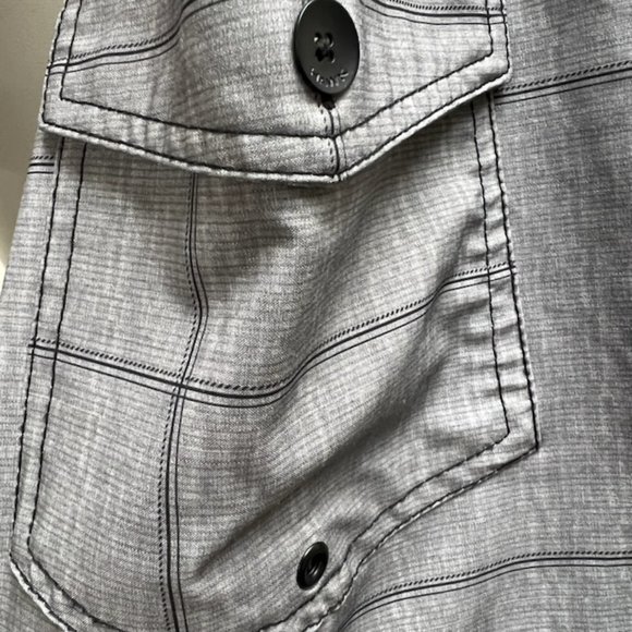 Tony Hawk Hybrid Board shorts 34 waist Grey with Black stripes - Picture 5 of 8